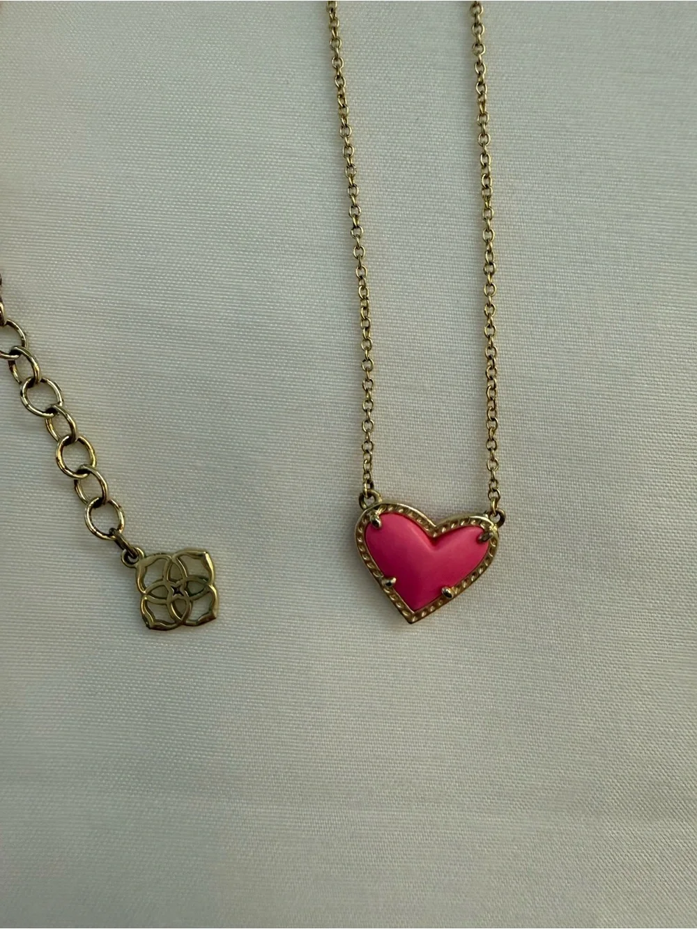 Kendra Scott Heart Necklace Gold Chain Necklace with Pink Heart Pendant
